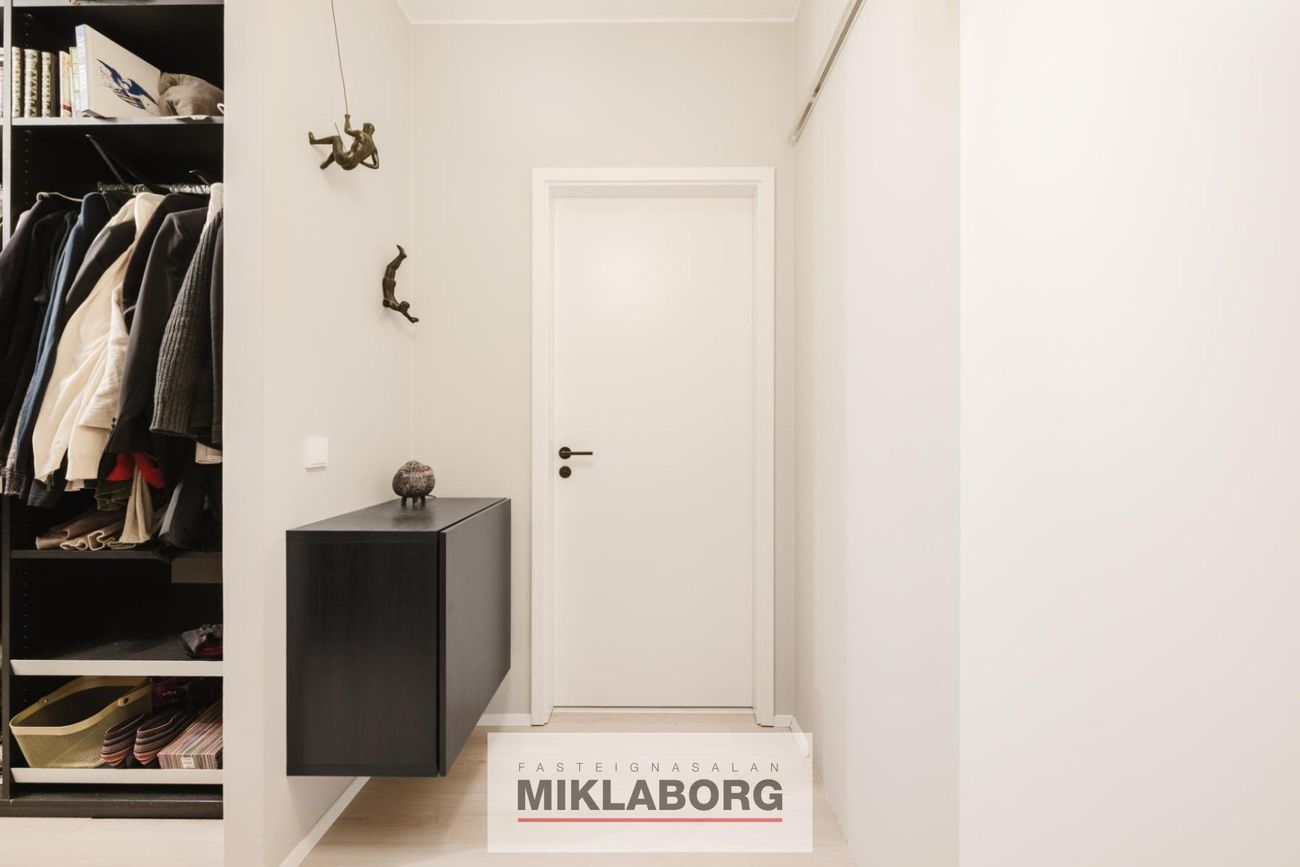 Valshlíð 10, 102 Reykjavík
