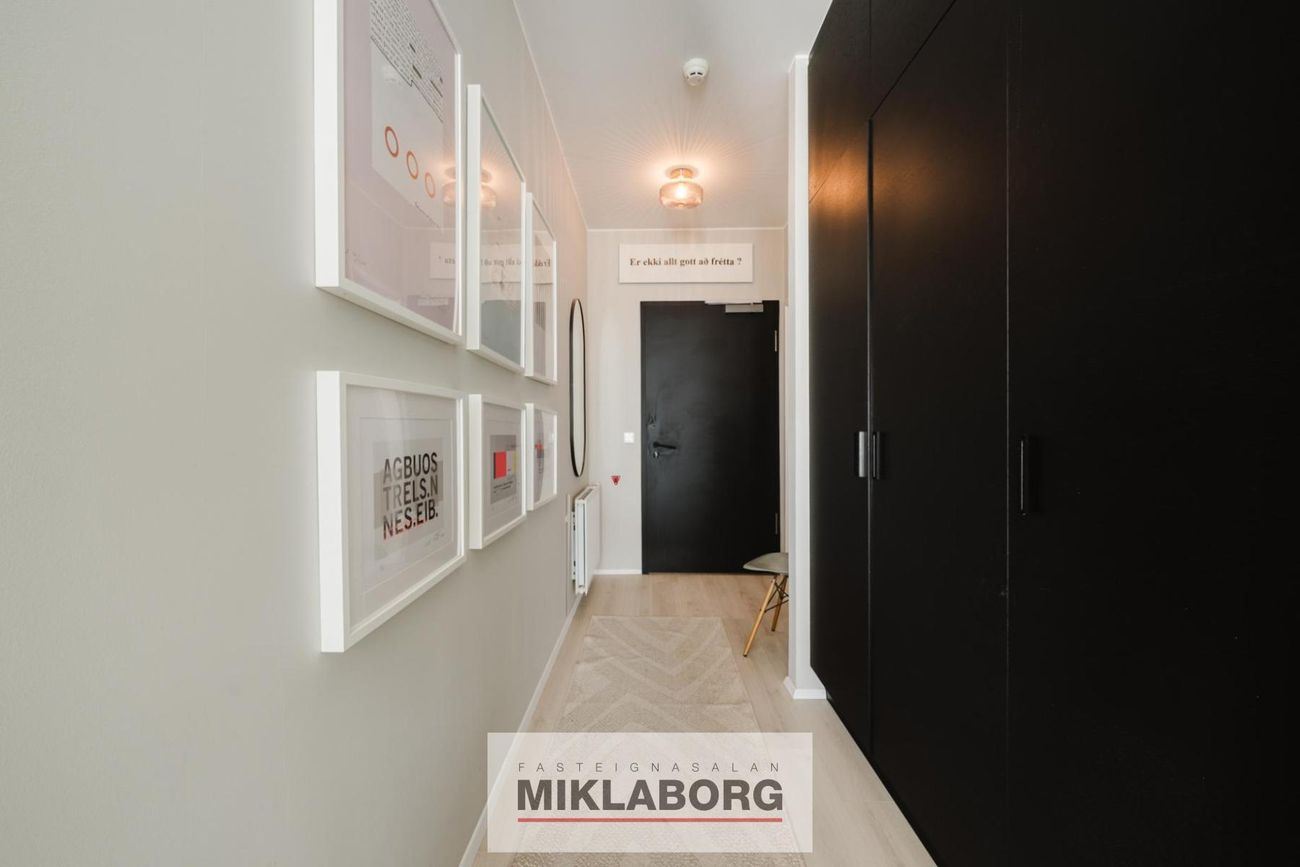 Valshlíð 10, 102 Reykjavík