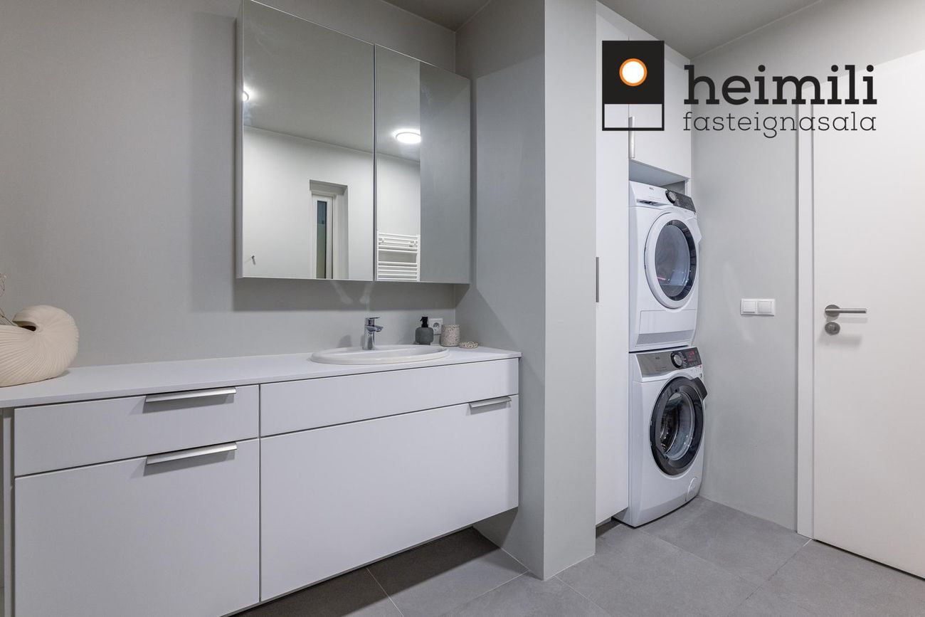 Hafnarbraut 12F - 0111, 200 Kópavogur