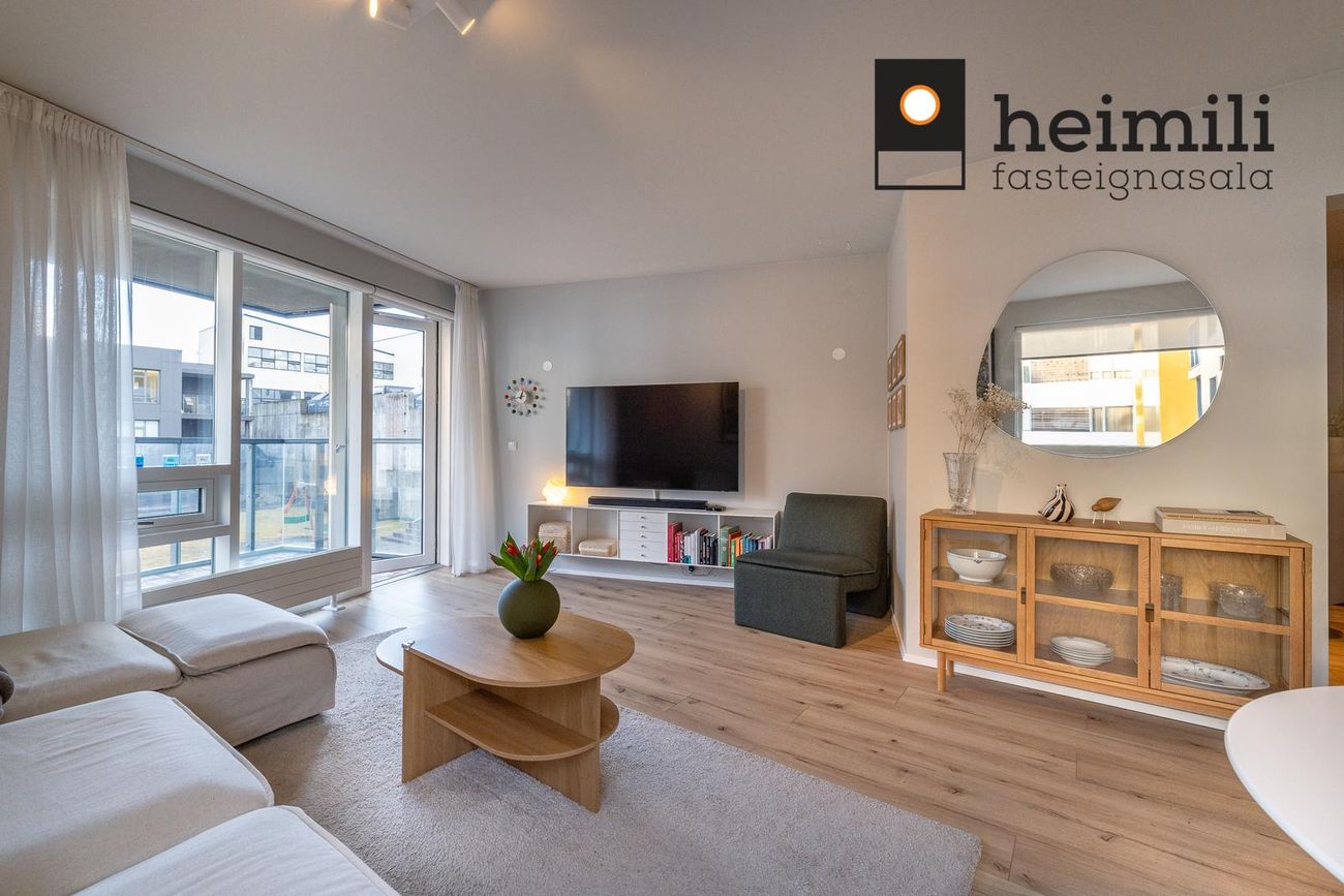 Hafnarbraut 12F - 0111, 200 Kópavogur