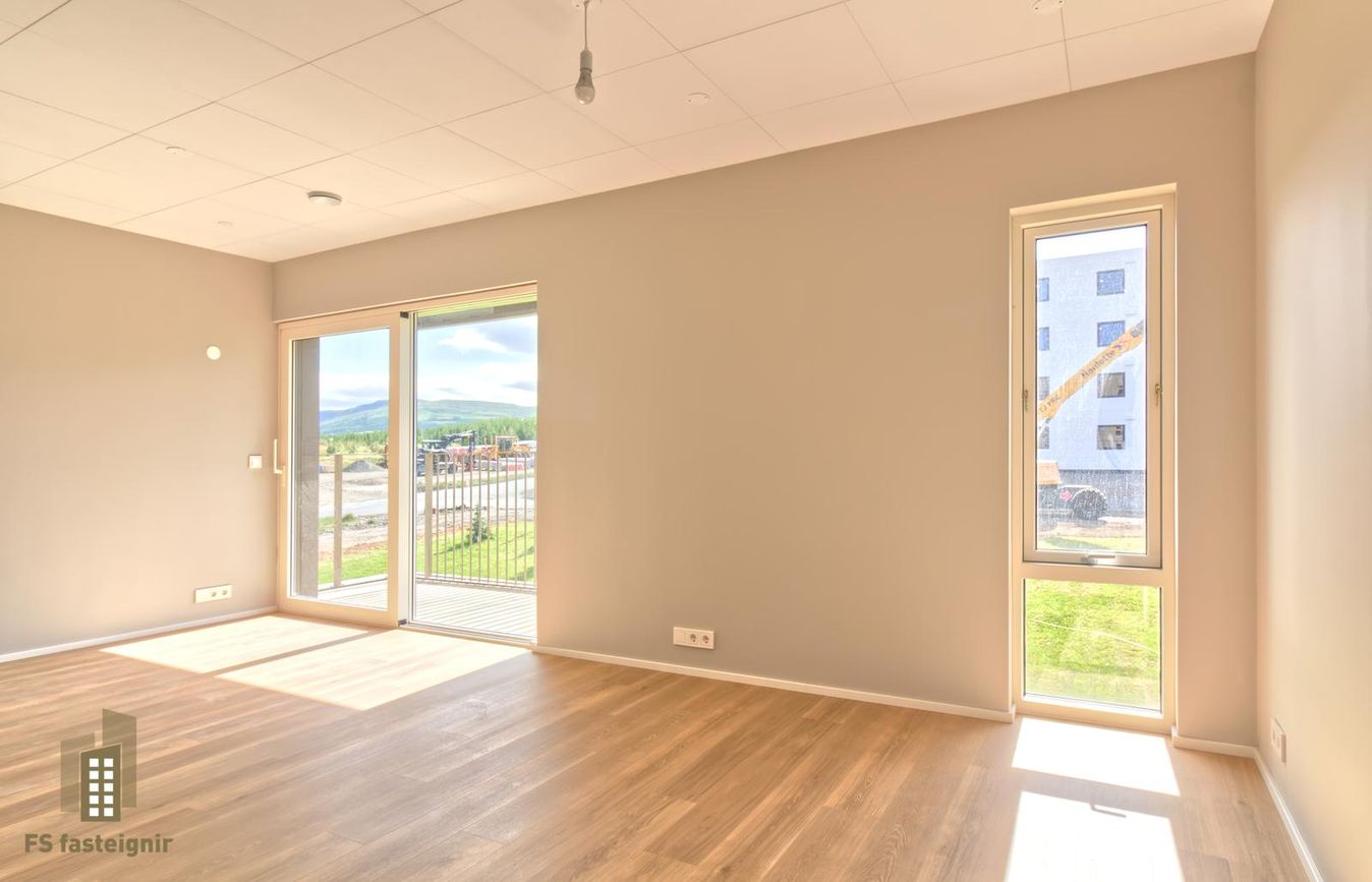 Lækjarmói 8, 603 Akureyri