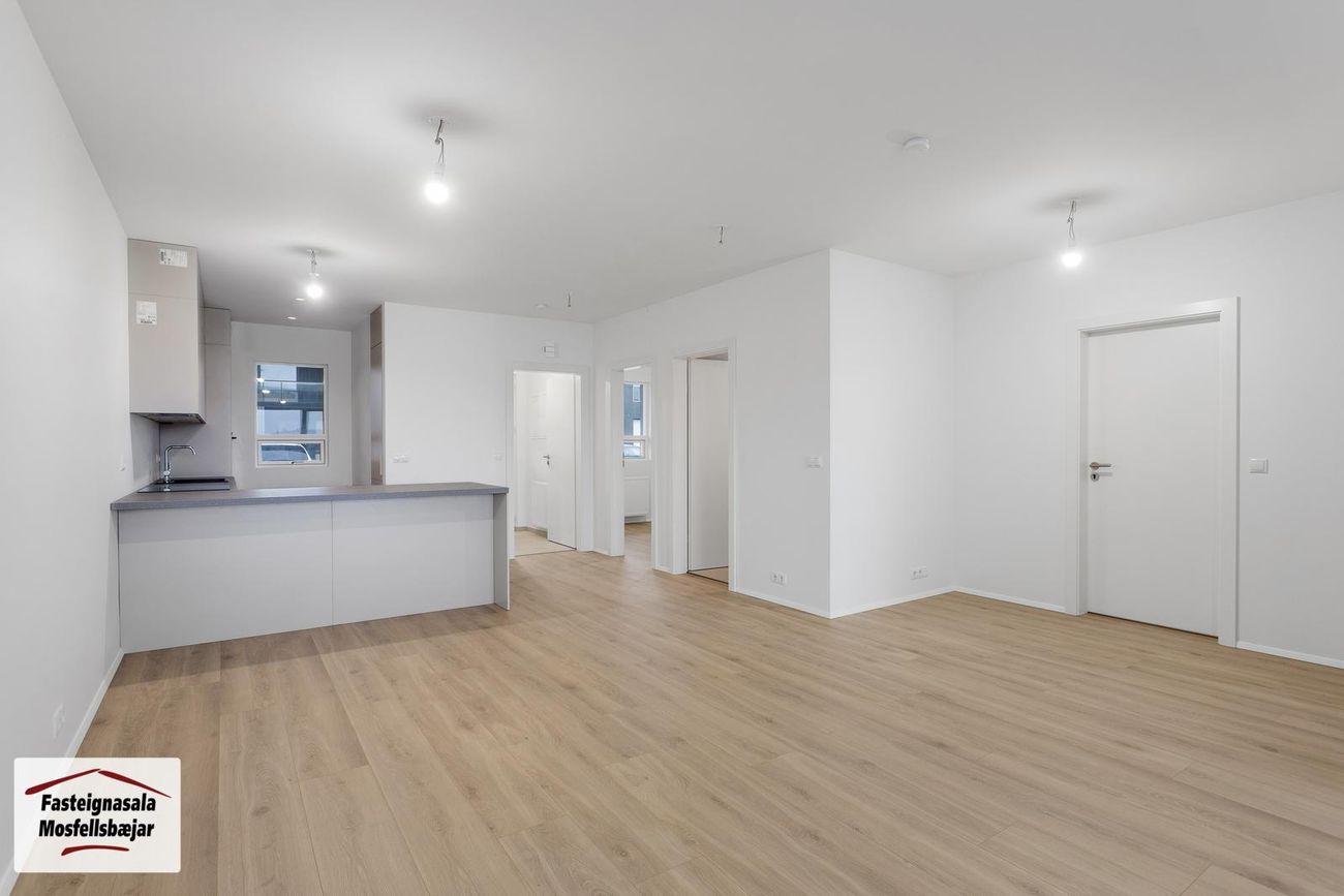 Úugata 6, 270 Mosfellsbær