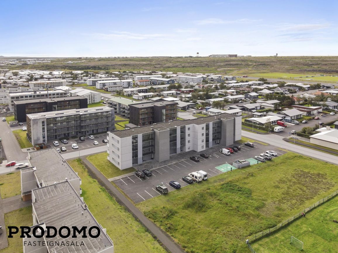 Krossmói 5, 260 Reykjanesbær