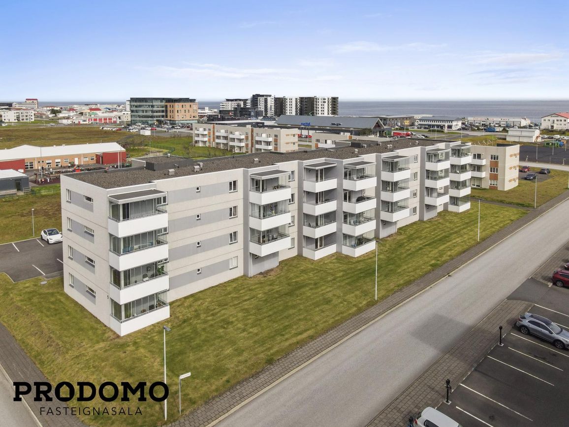 Krossmói 5, 260 Reykjanesbær