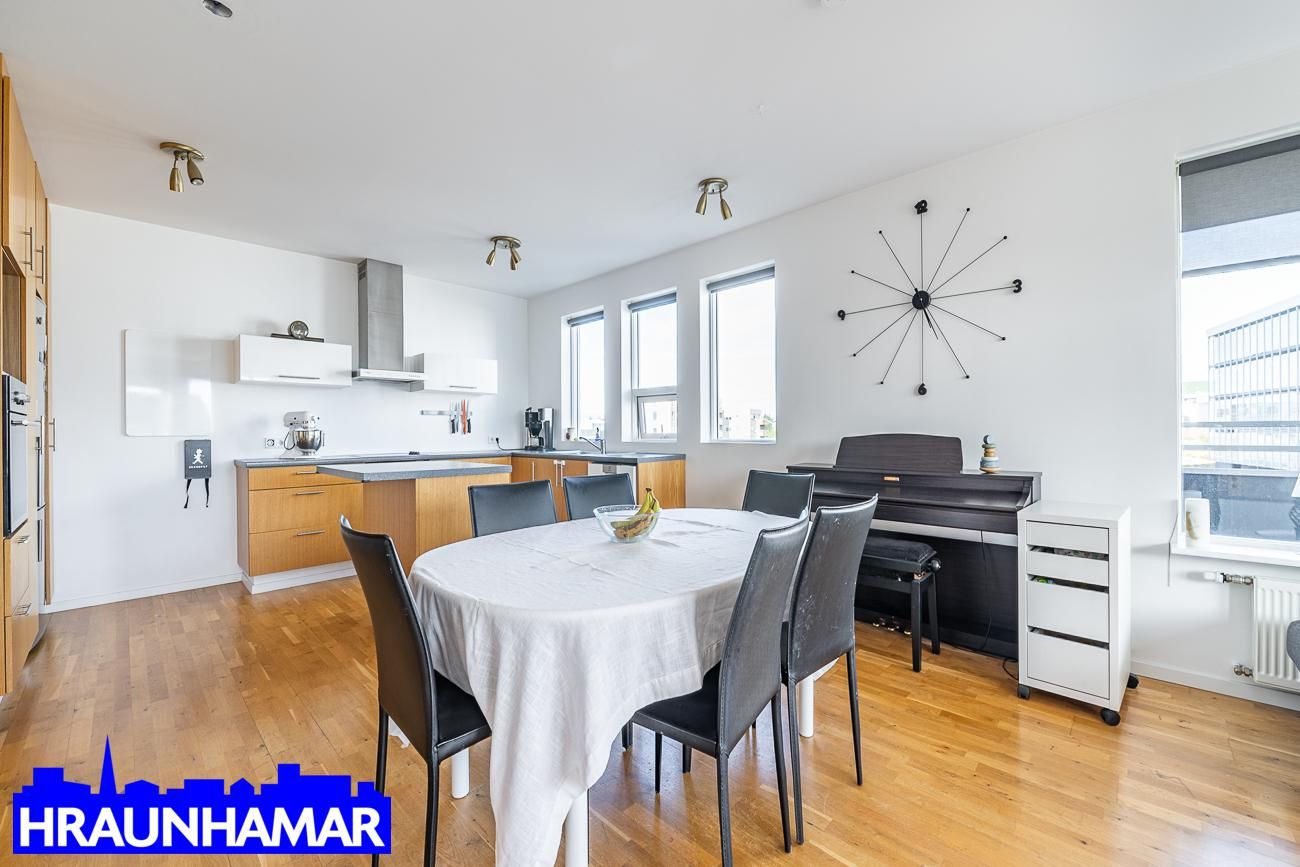 Berjavellir 3, 221 Hafnarfjörður