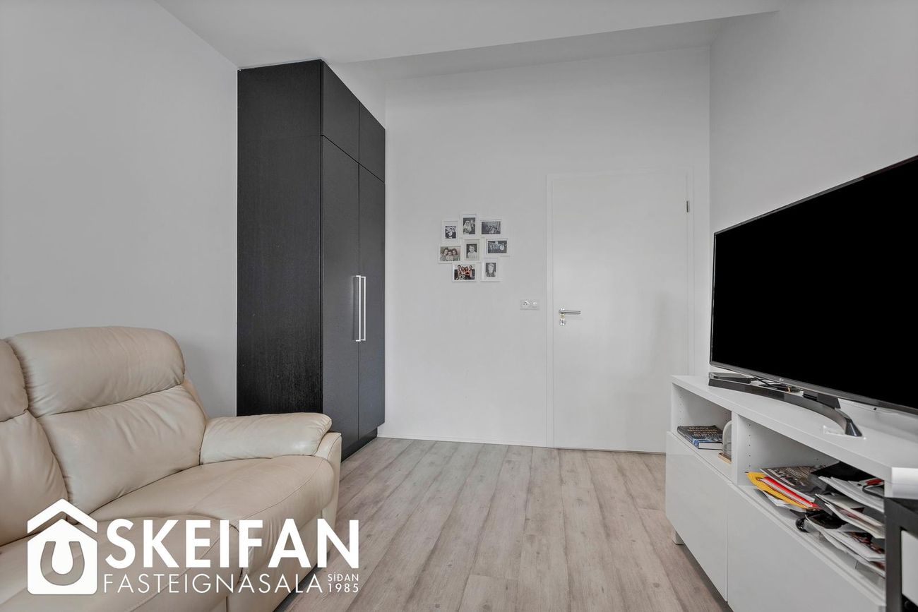 Grandavegur 42F, 107 Reykjavík