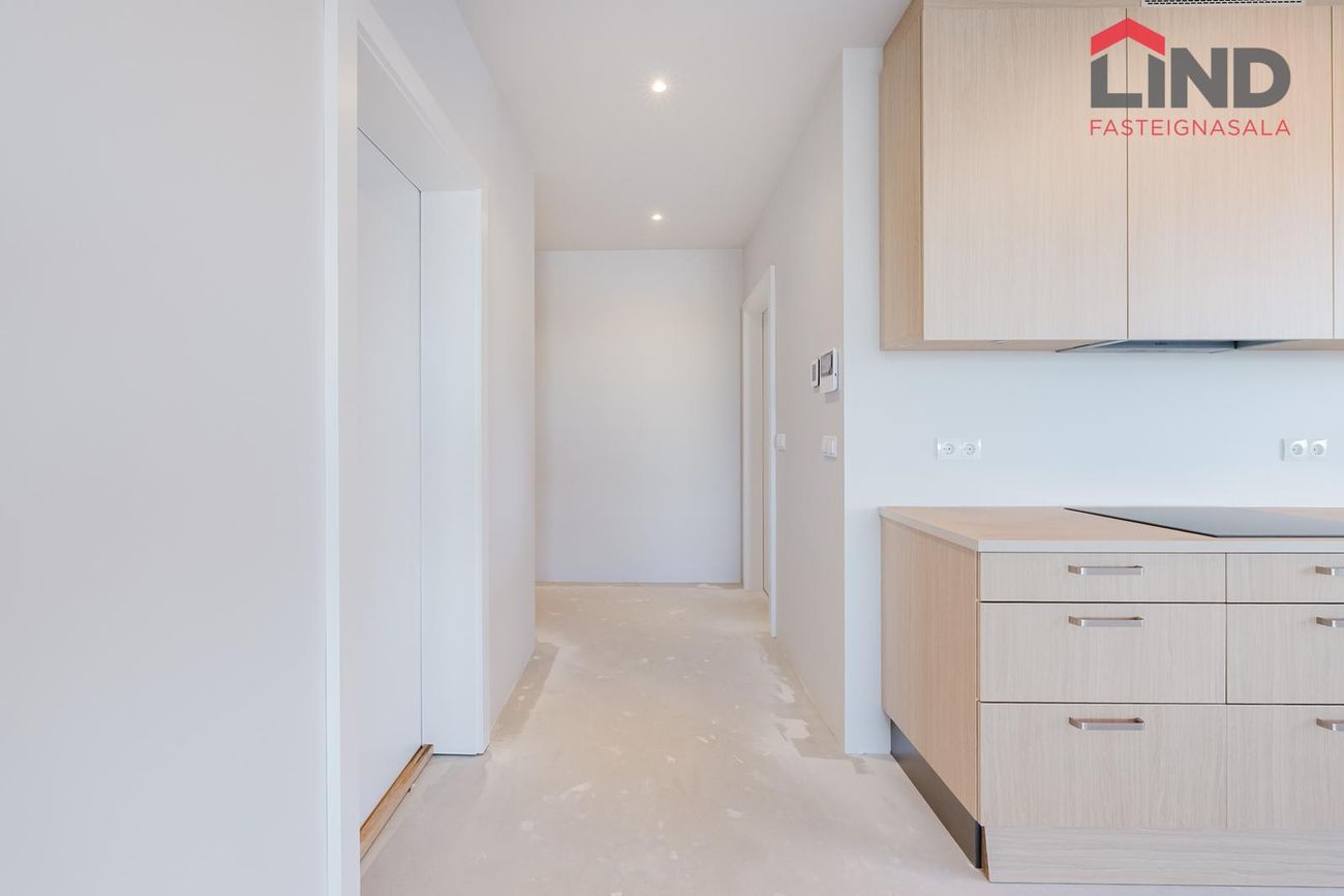 Hringhamar 33 - 0204, 221 Hafnarfjörður