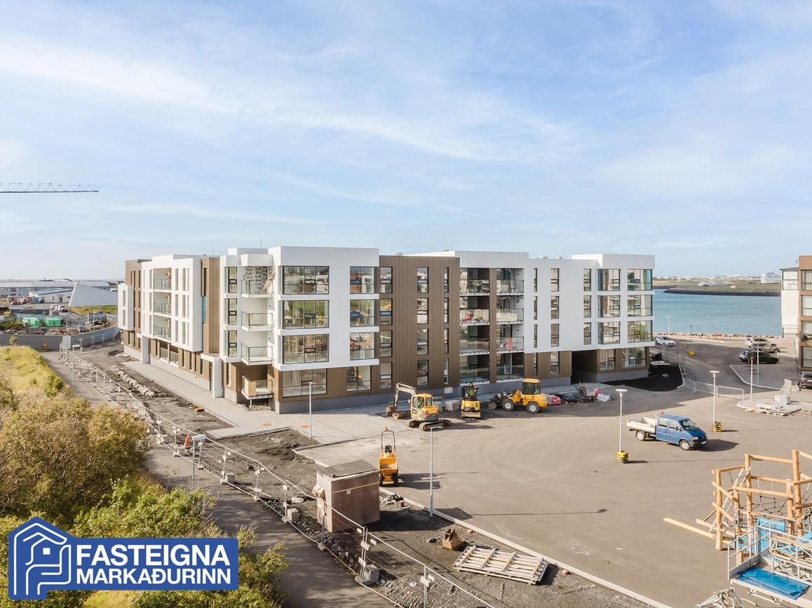 Naustavör 62 - 0211, 200 Kópavogur