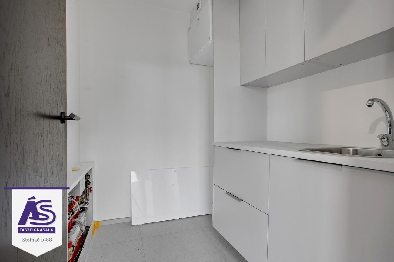 Hjallabraut 45B - 0103, 220 Hafnarfjörður