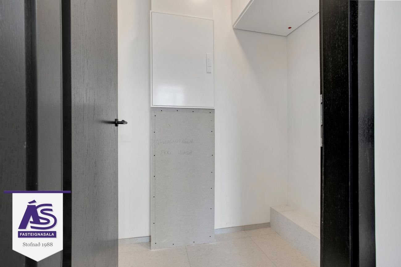 Hjallabraut 45B - 0103, 220 Hafnarfjörður