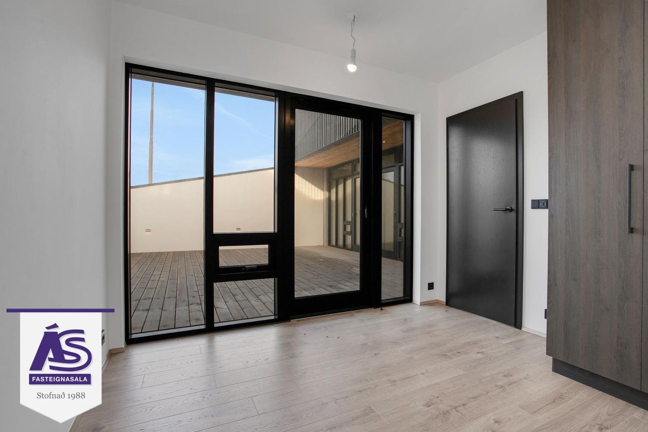 Hjallabraut 45B - 0103, 220 Hafnarfjörður