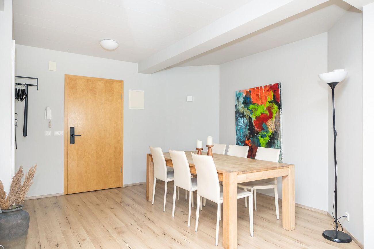 Hafnarstræti 100, 600 Akureyri