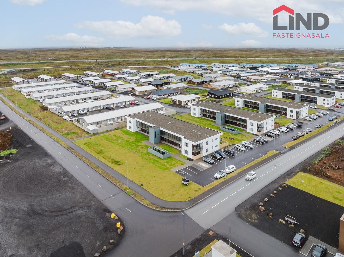 Dalsbraut 36, 260 Reykjanesbær