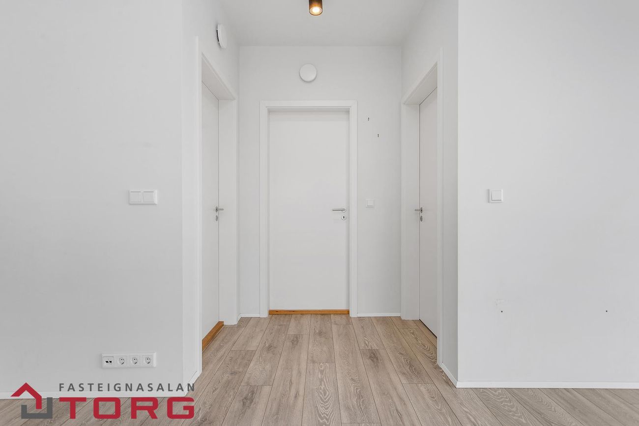 Holtsvegur 13, 210 Garðabær