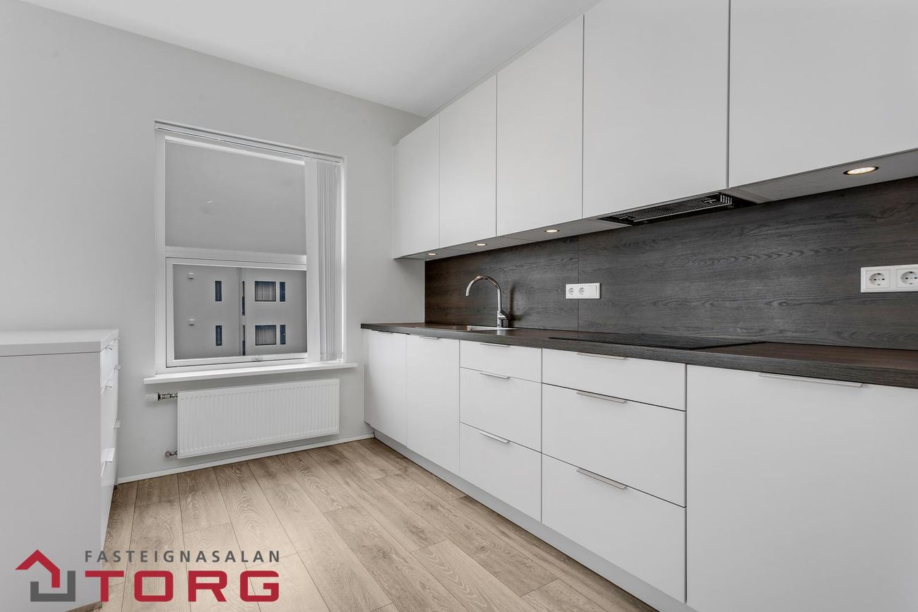 Holtsvegur 13, 210 Garðabær