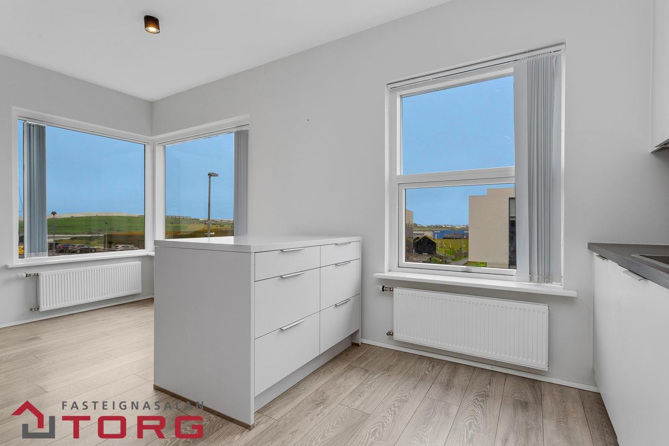 Holtsvegur 13, 210 Garðabær