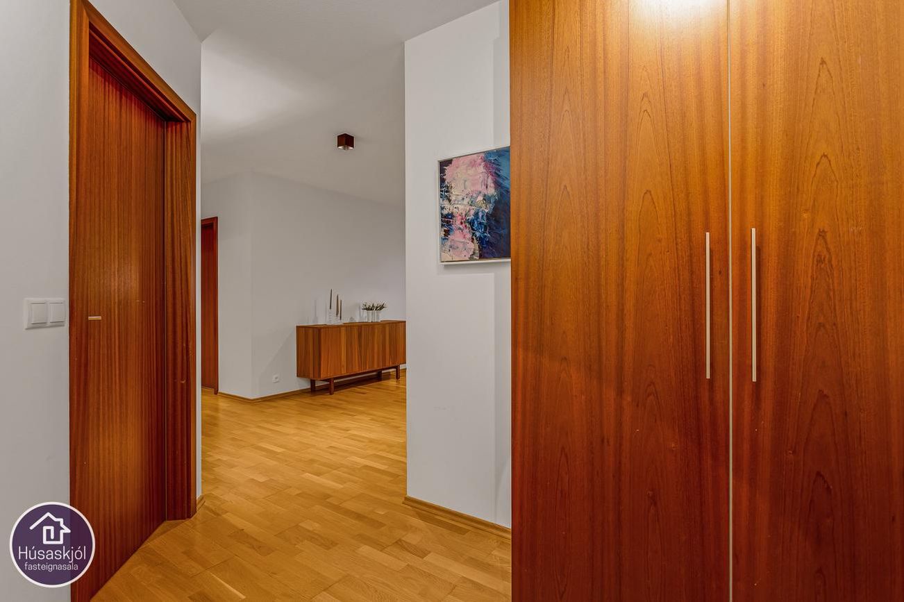 Kristnibraut 77 - 0301, 113 Reykjavík