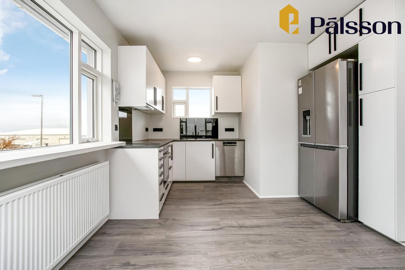 Ásbúðartröð 17, 220 Hafnarfjörður