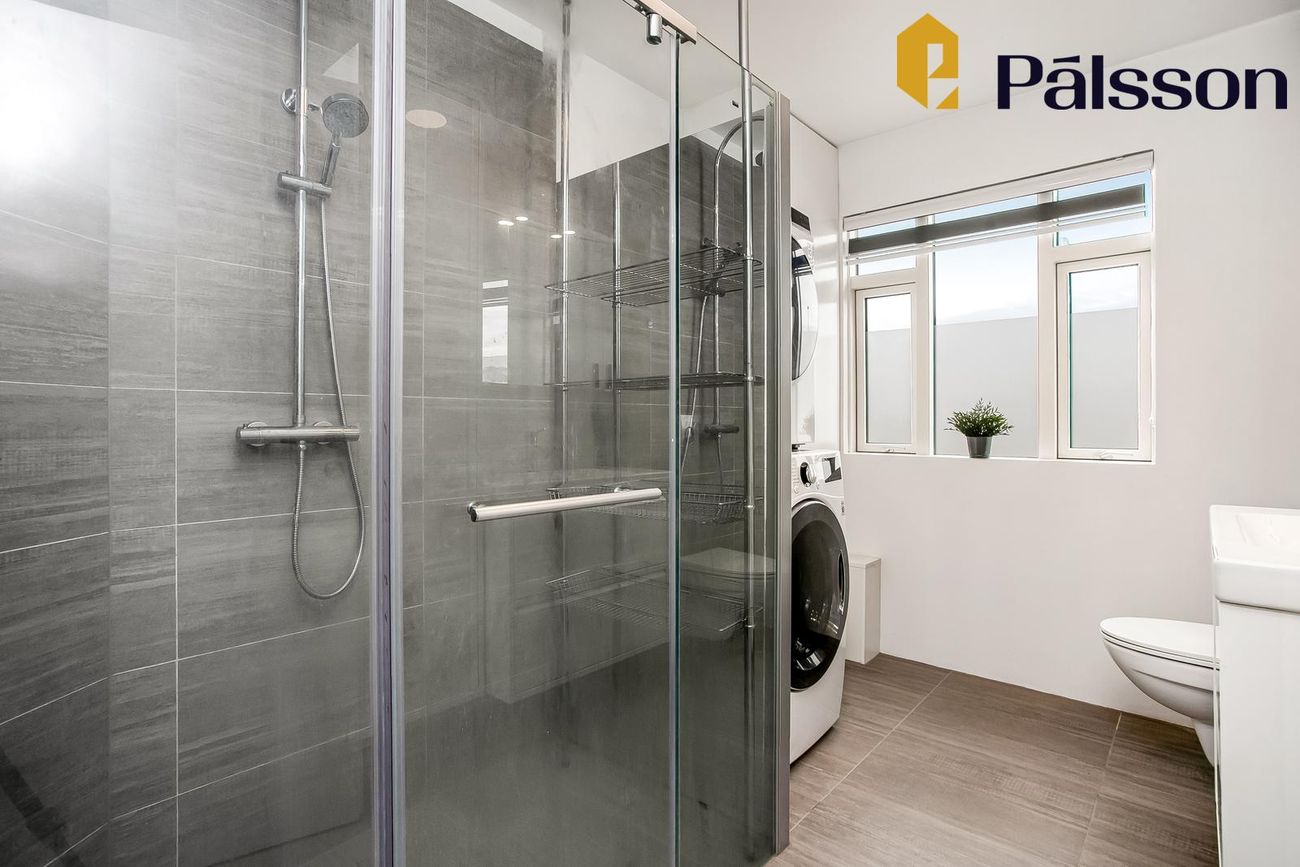 Ásbúðartröð 17, 220 Hafnarfjörður