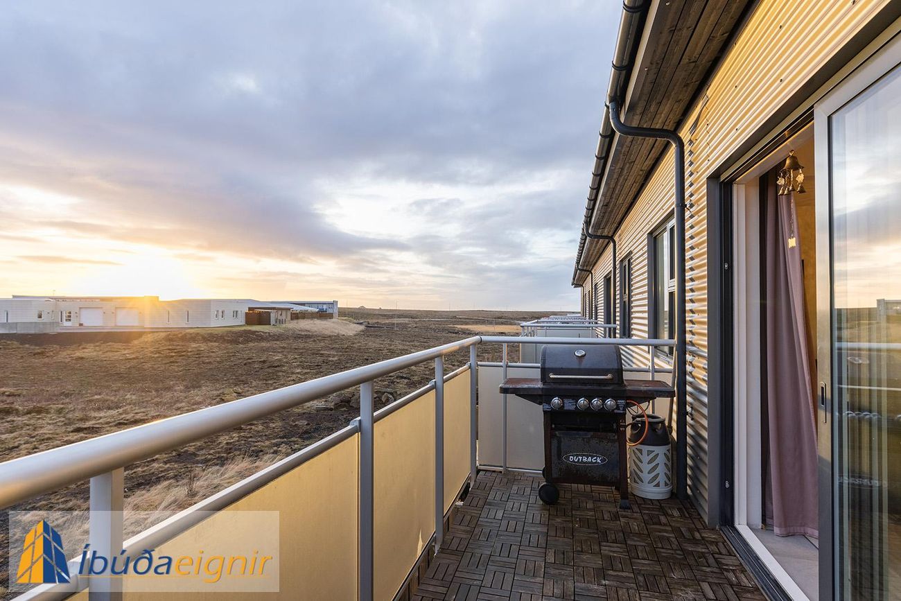Dalsbraut 18, 260 Reykjanesbær