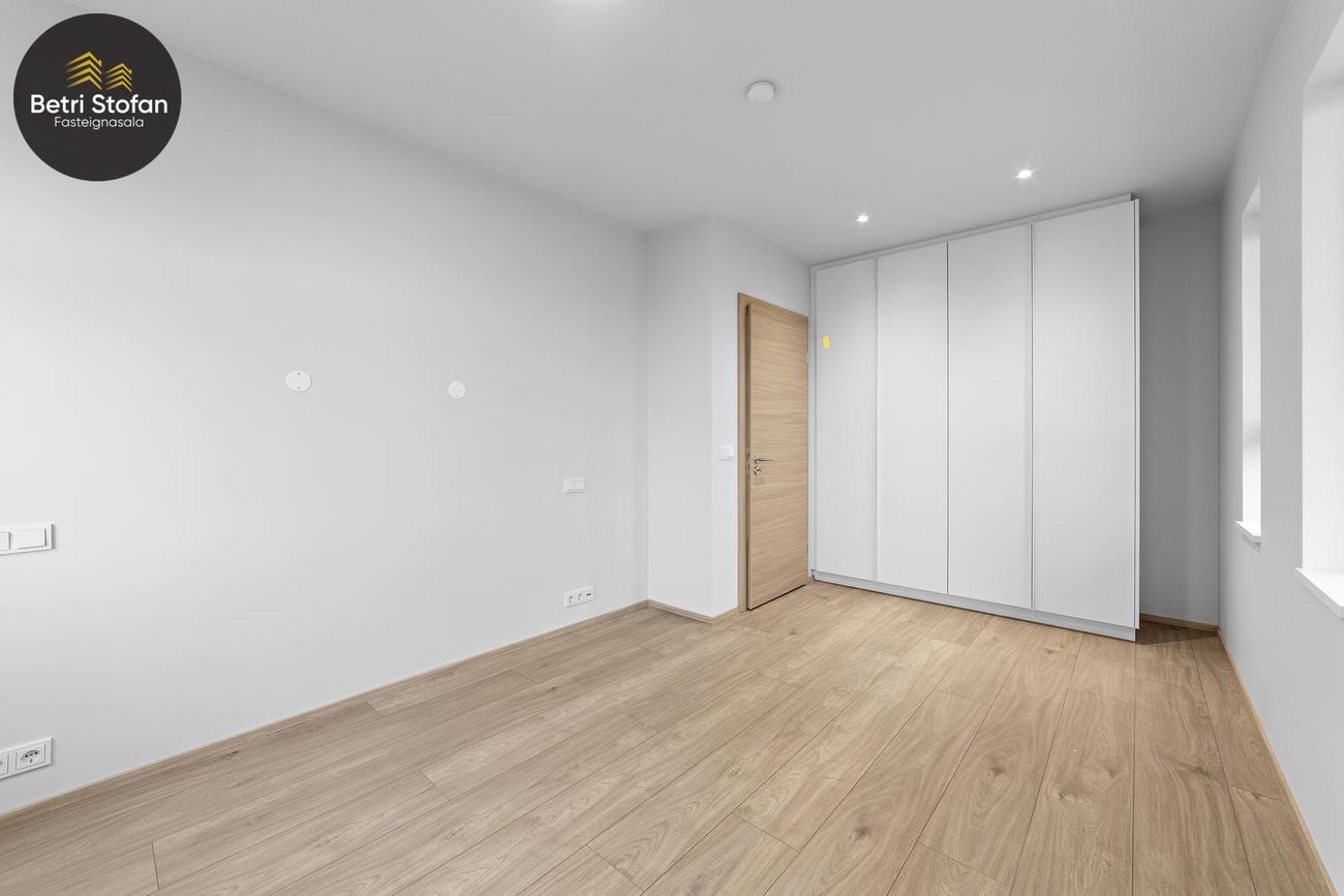 Fálkahlíð 5 - 0509, 102 Reykjavík