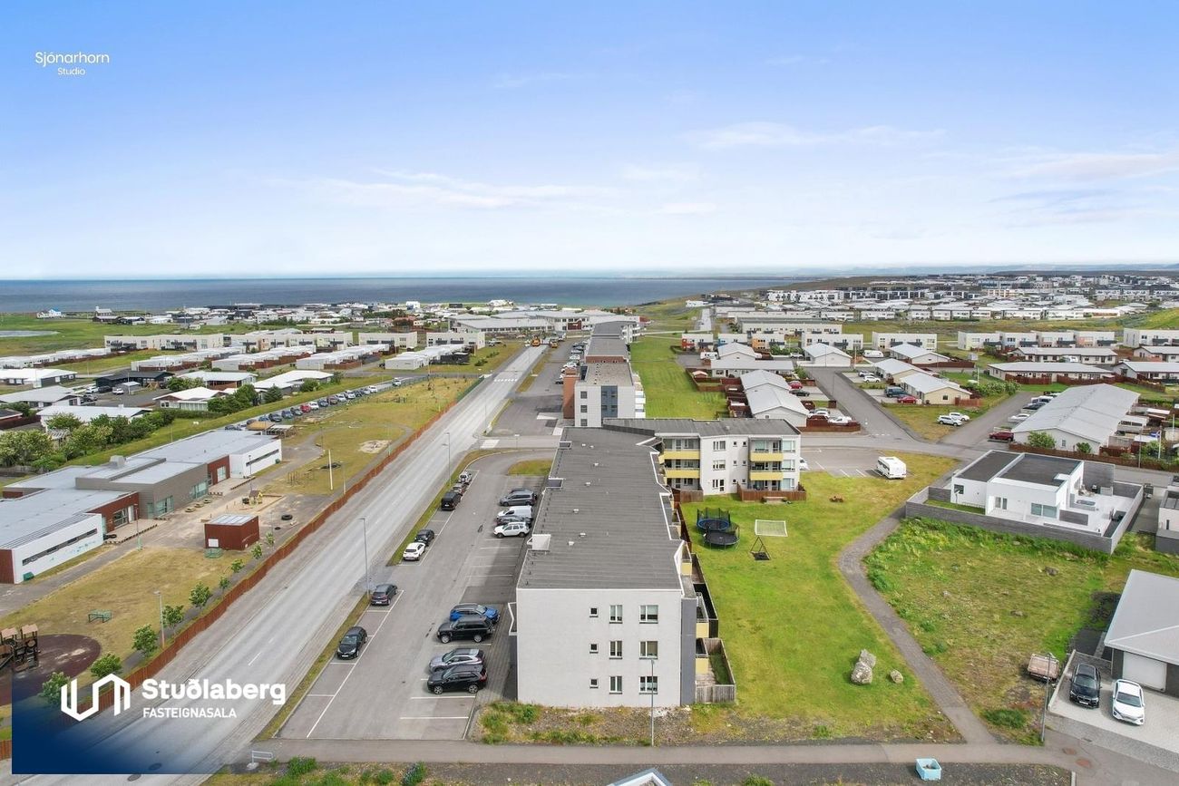 Tjarnabraut 8C - 0105, 260 Reykjanesbær
