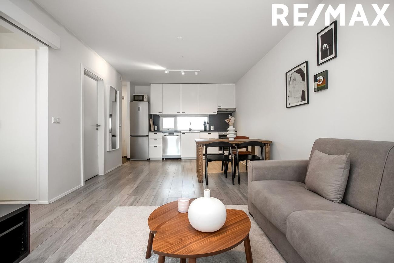 Jöfursbás 11A, 112 Reykjavík