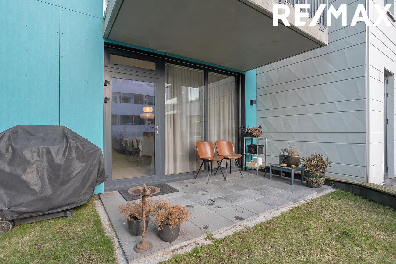 Hverfisgata 92A, 101 Reykjavík