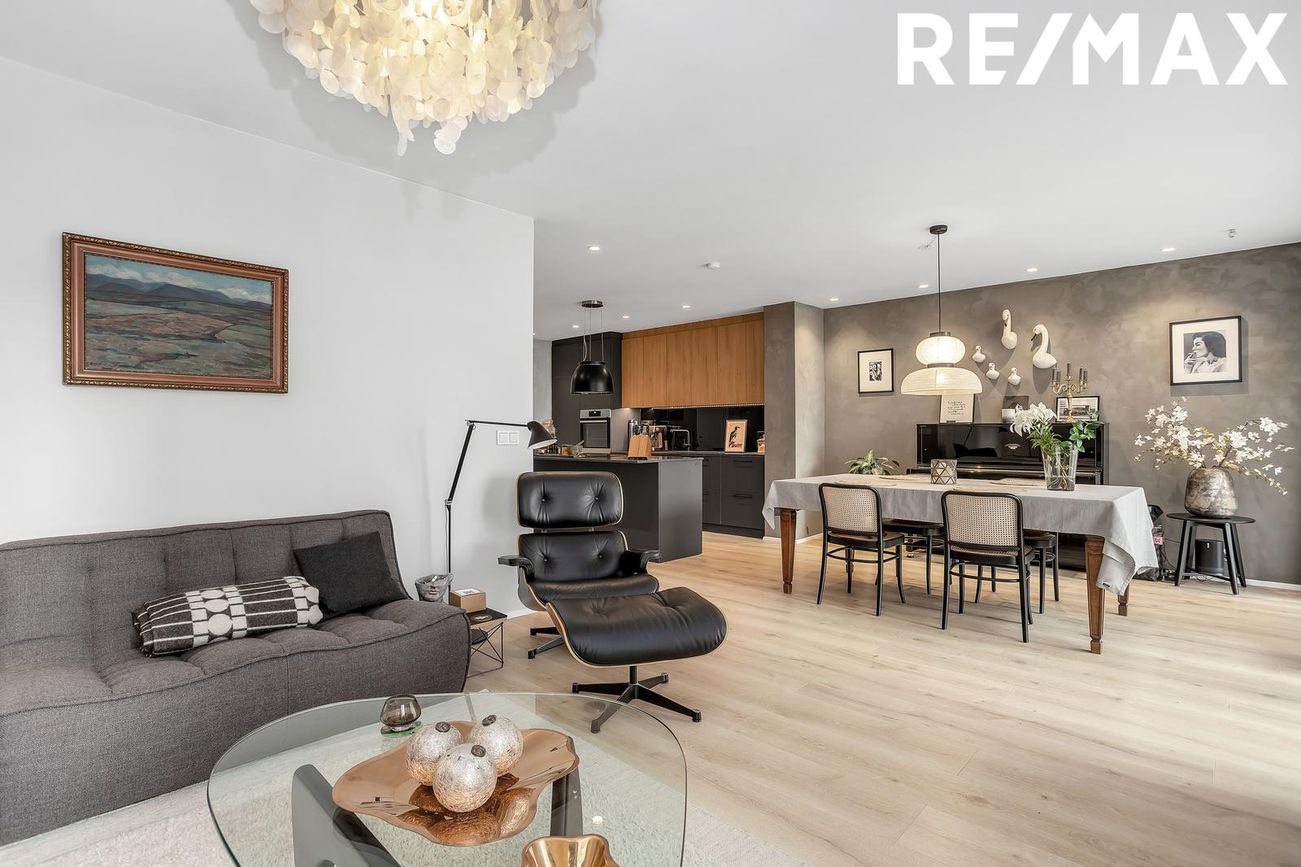 Hverfisgata 92A, 101 Reykjavík