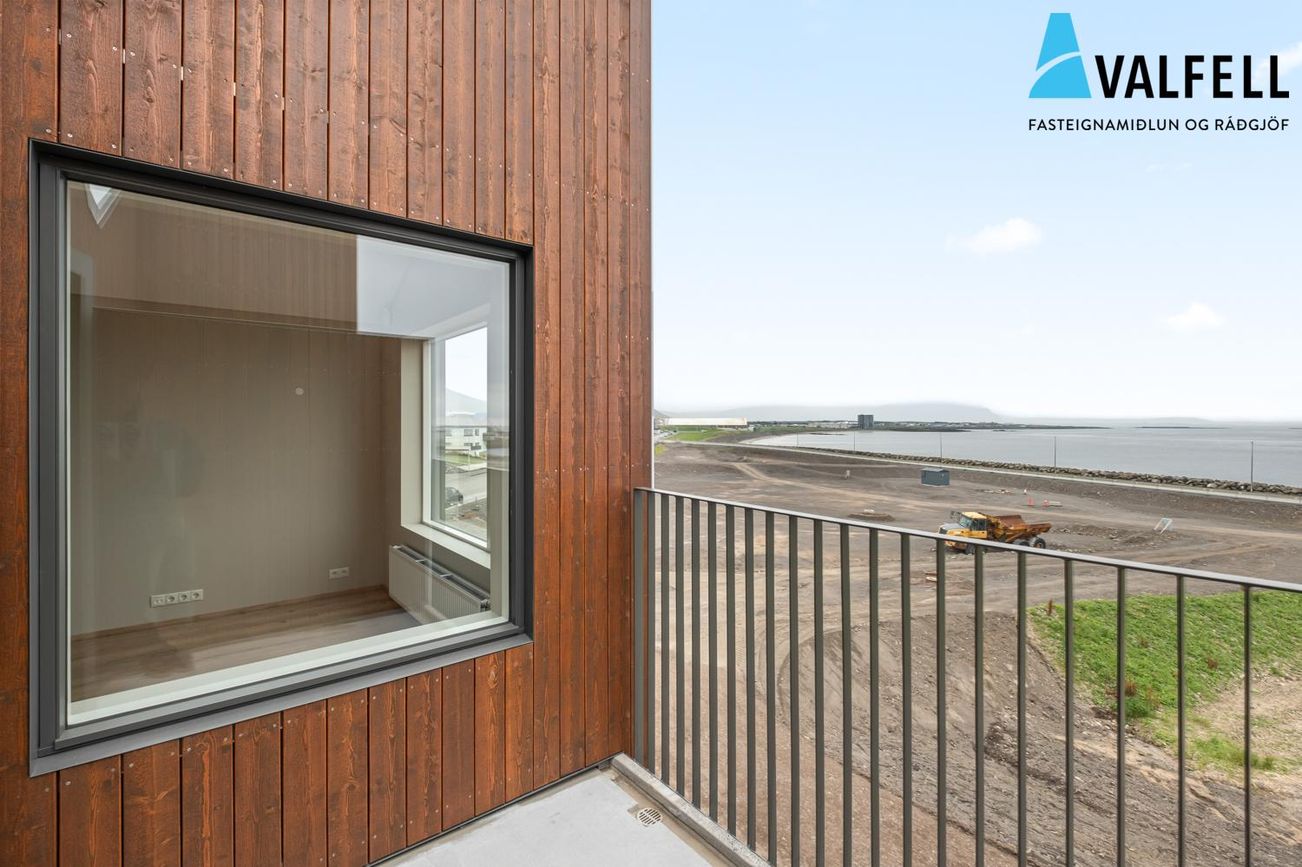 Sementsbraut 15, 300 Akranes