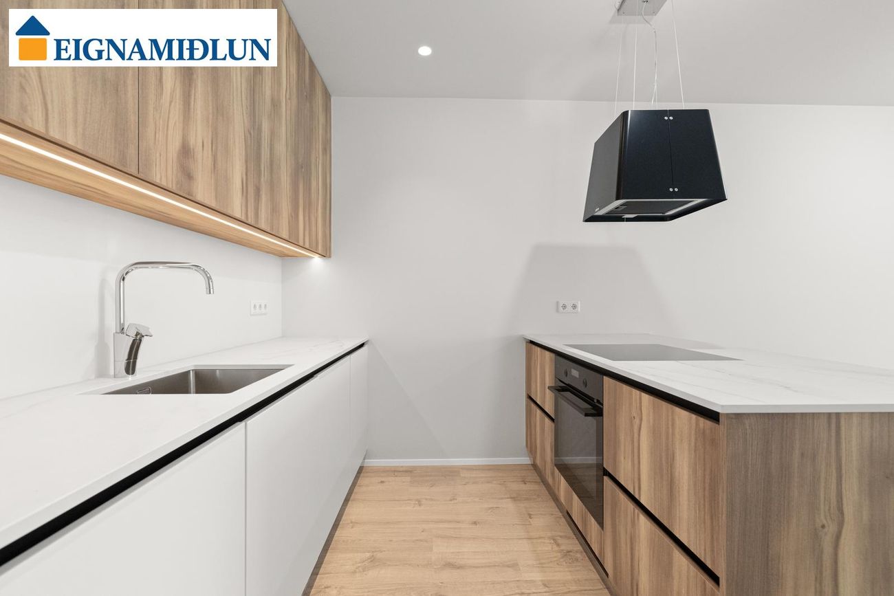 Skólatröð 8 - 0316, 200 Kópavogur