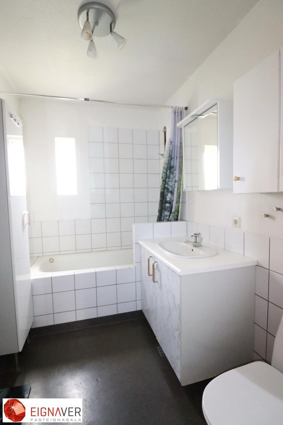 Vestursíða 10, 603 Akureyri