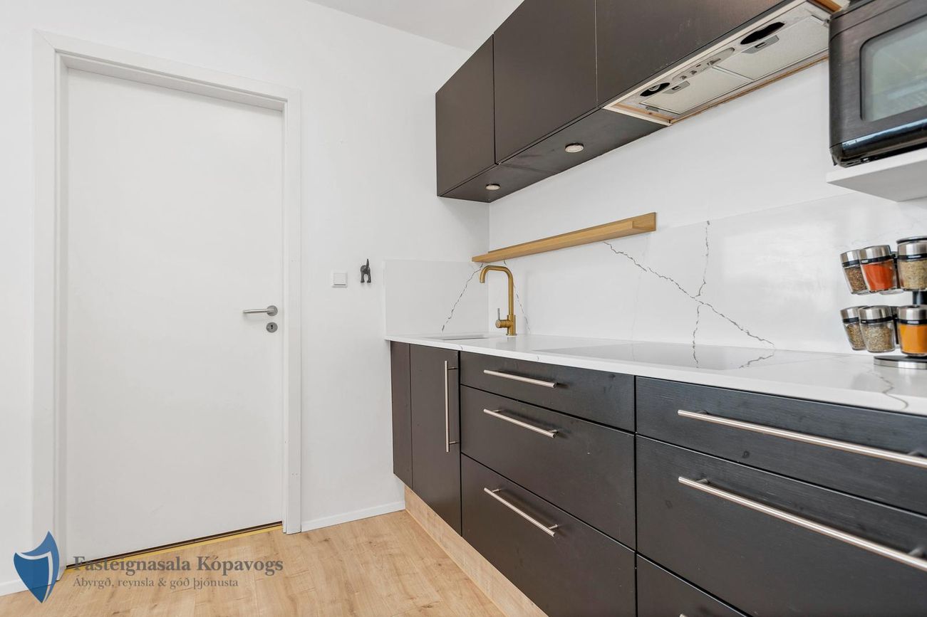 Þverbrekka 2 - 0102, 200 Kópavogur