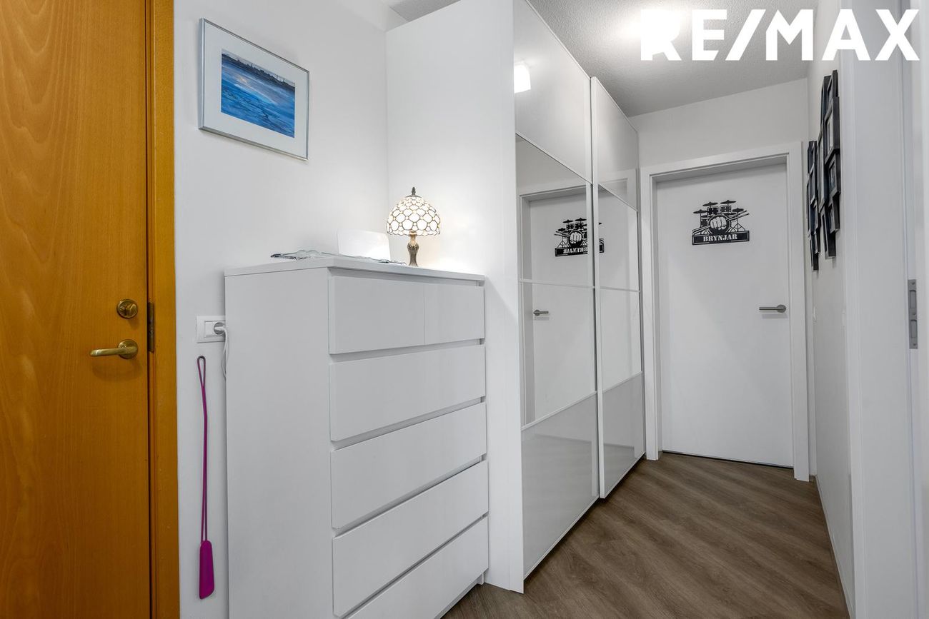 Hlíðarhjalli 69, 200 Kópavogur