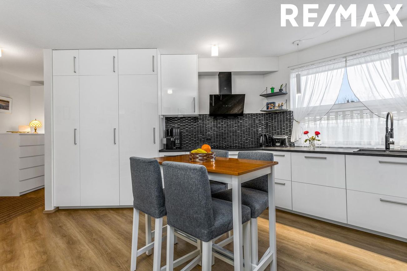 Hlíðarhjalli 69, 200 Kópavogur