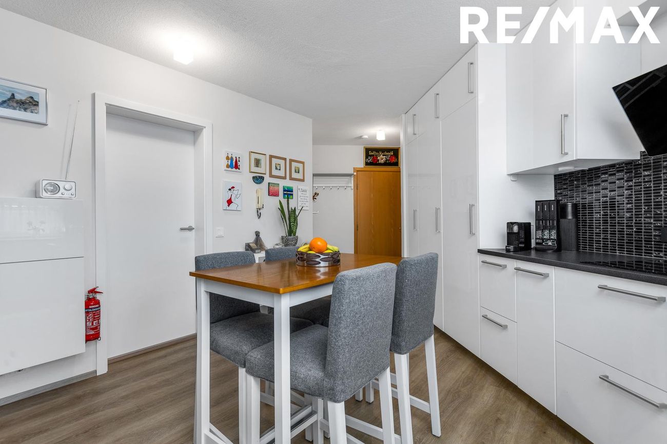 Hlíðarhjalli 69, 200 Kópavogur