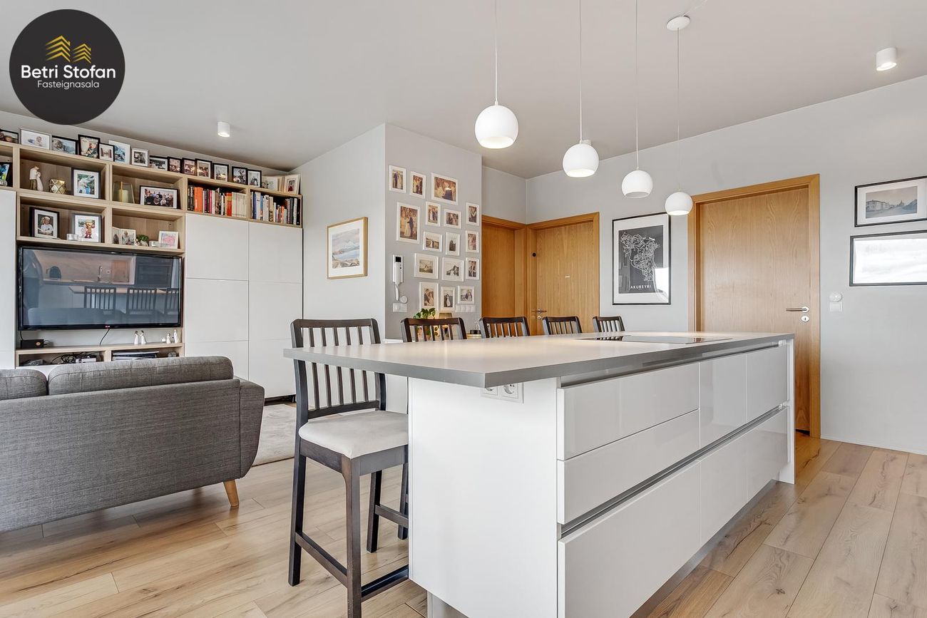 Holtsvegur 25 23-25 - 0203, 210 Garðabær