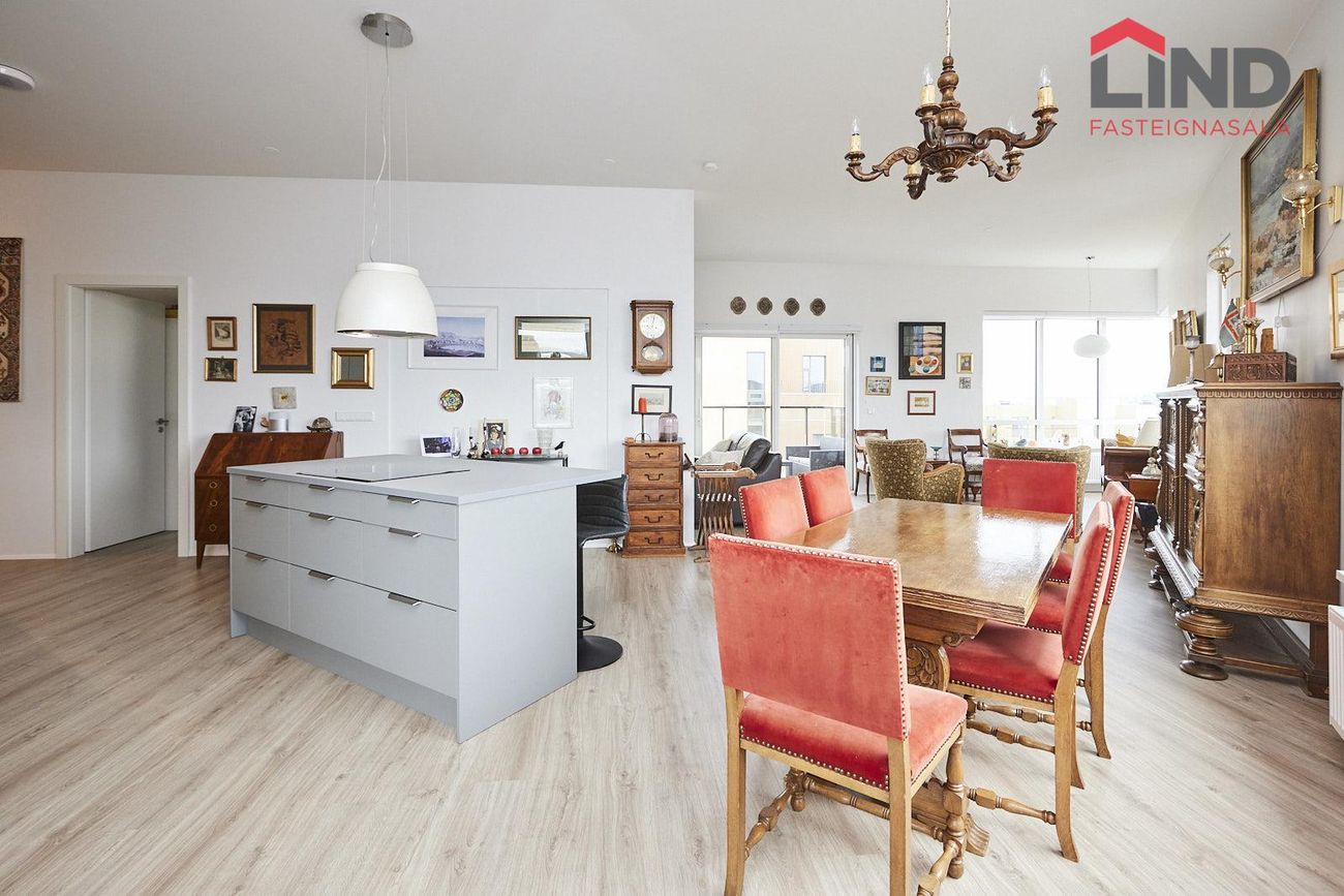 Sunnusmári 23, 201 Kópavogur