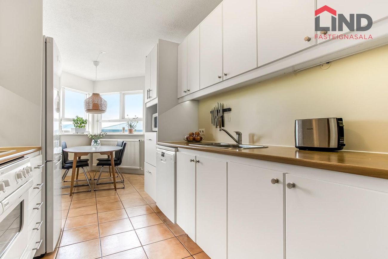Jöklafold 43, 112 Reykjavík