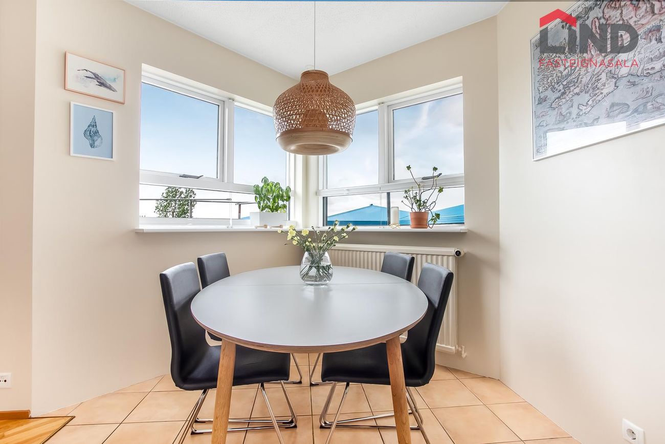 Jöklafold 43, 112 Reykjavík