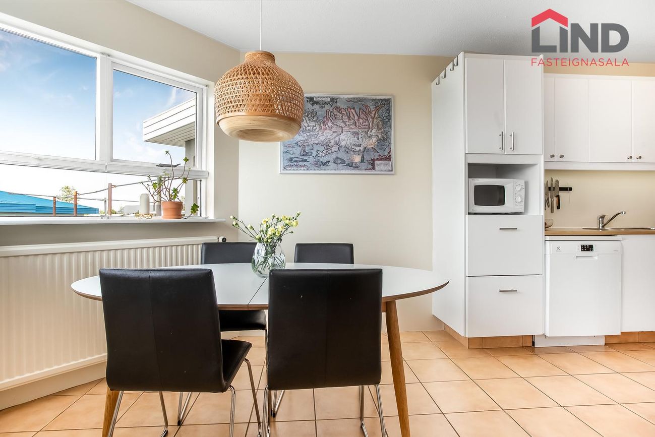 Jöklafold 43, 112 Reykjavík