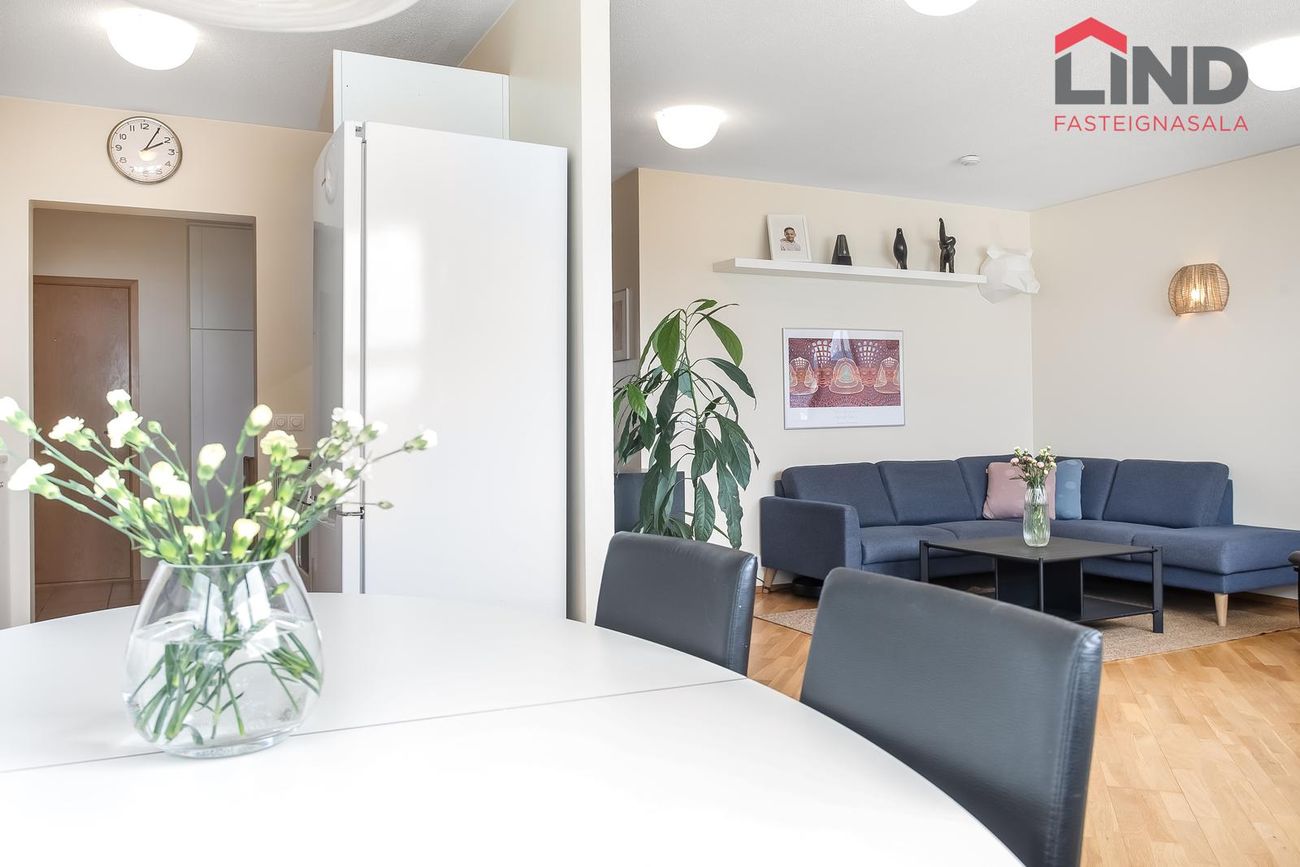 Jöklafold 43, 112 Reykjavík