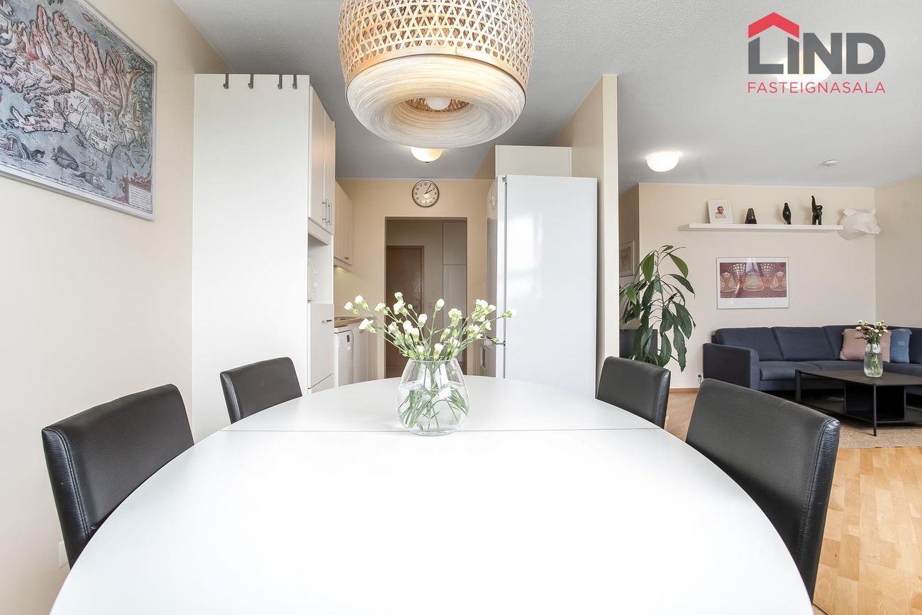 Jöklafold 43, 112 Reykjavík