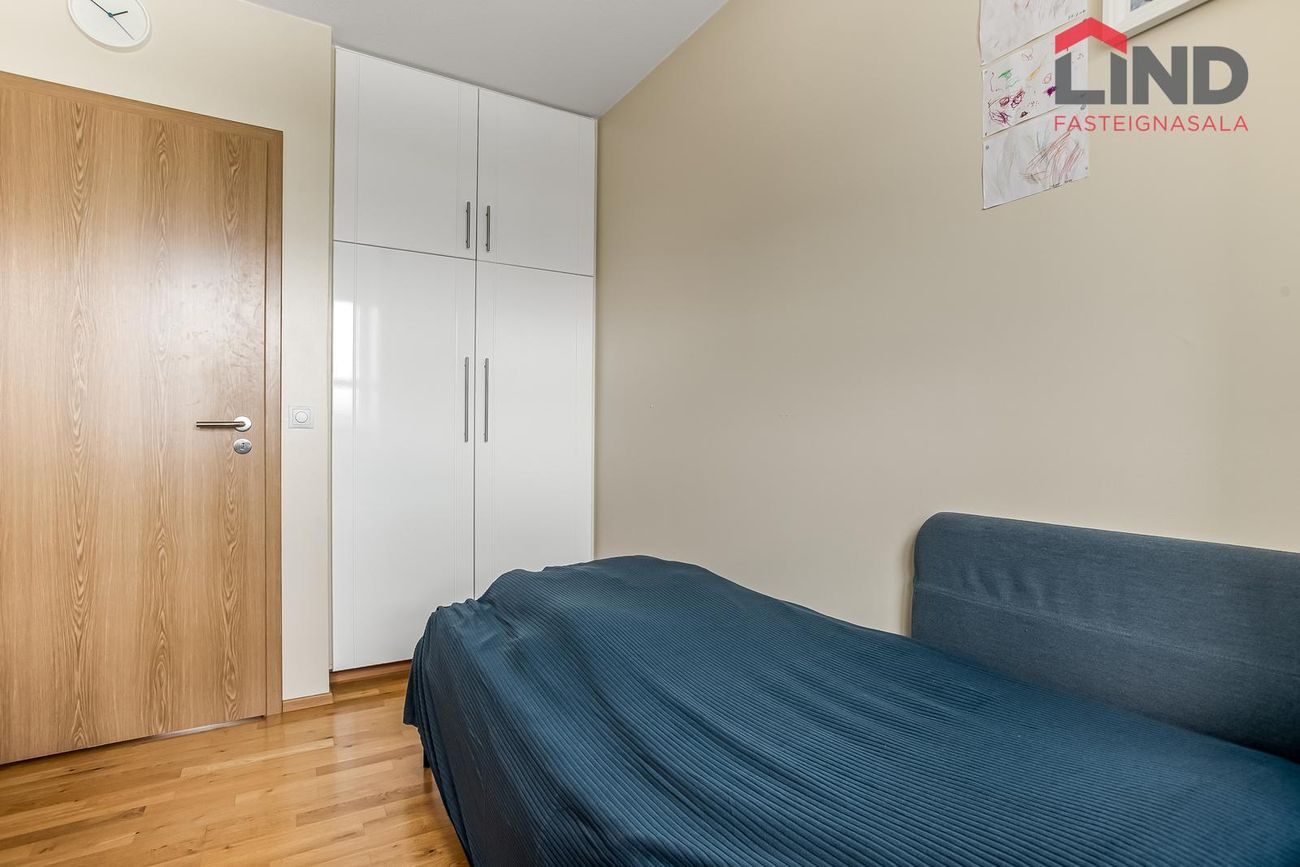 Jöklafold 43, 112 Reykjavík