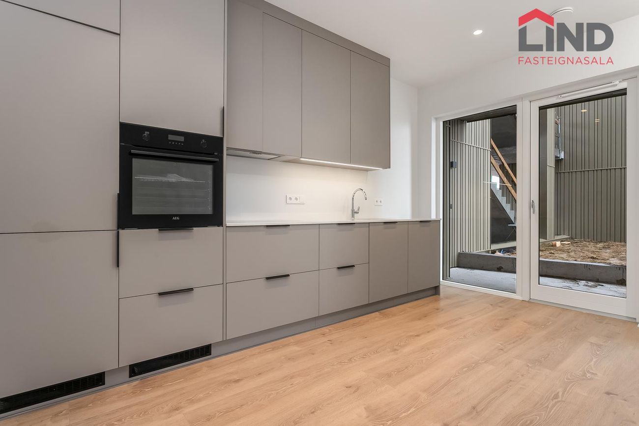 Áshamar 50 - 0308, 221 Hafnarfjörður