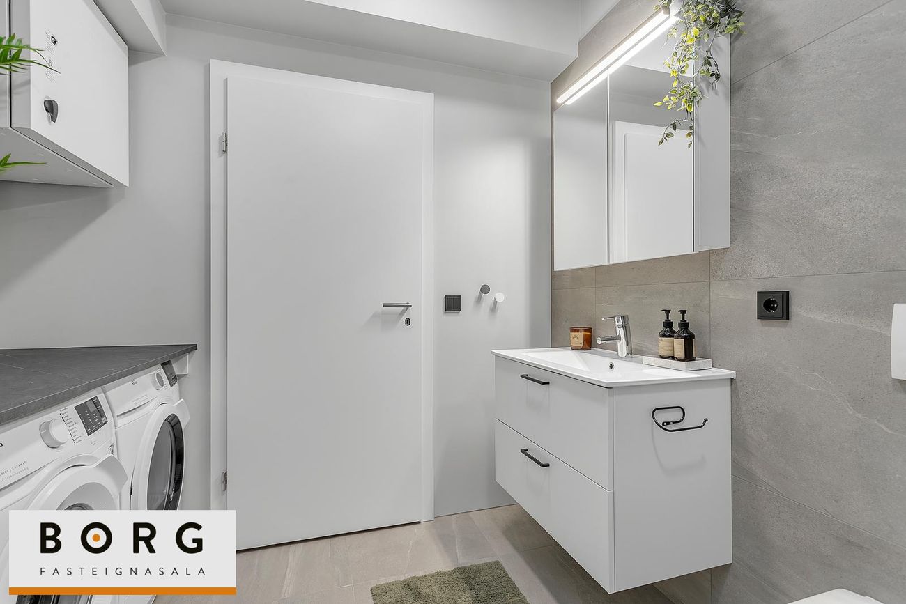 Áshamar 42 - 0103, 221 Hafnarfjörður