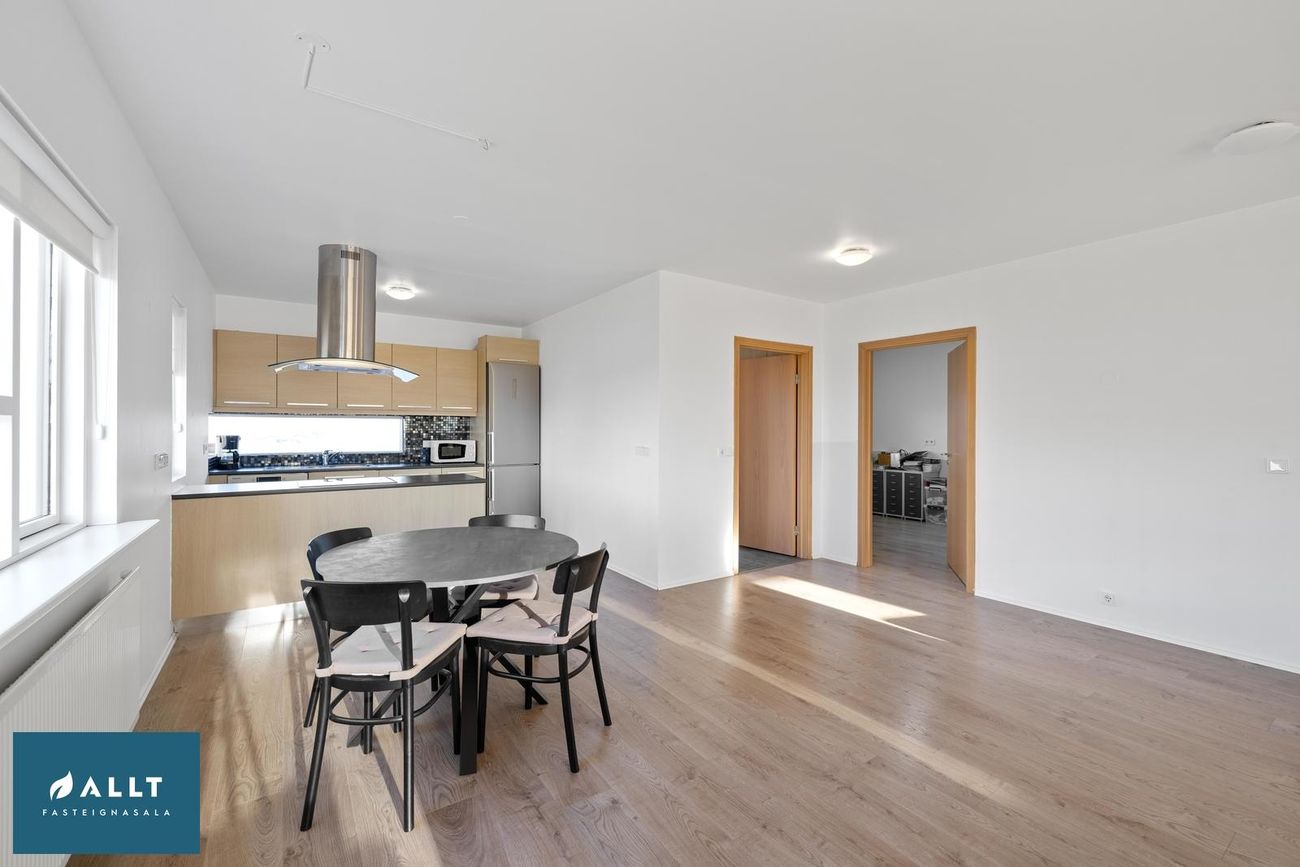 Bjarkardalur 33 - 0104, 260 Reykjanesbær