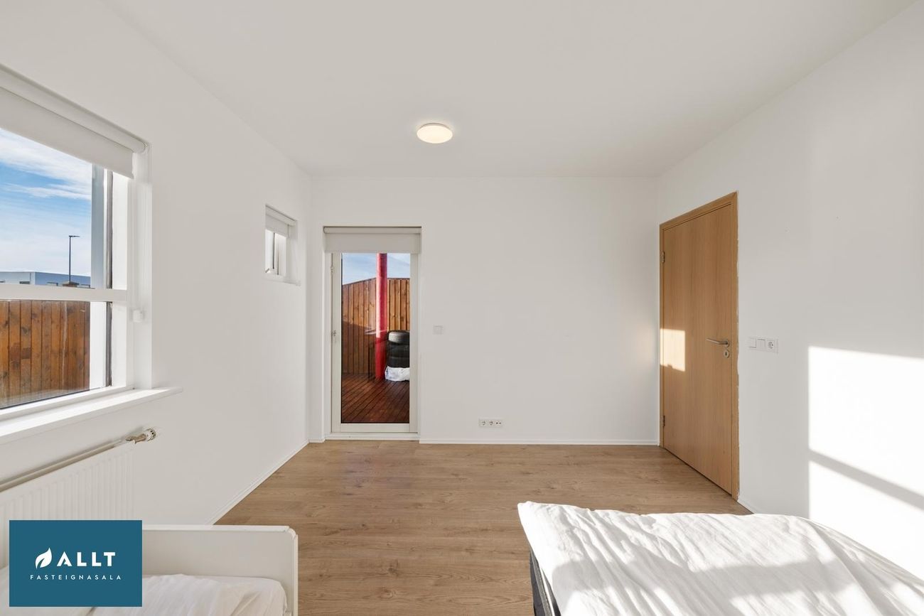 Bjarkardalur 33 - 0104, 260 Reykjanesbær