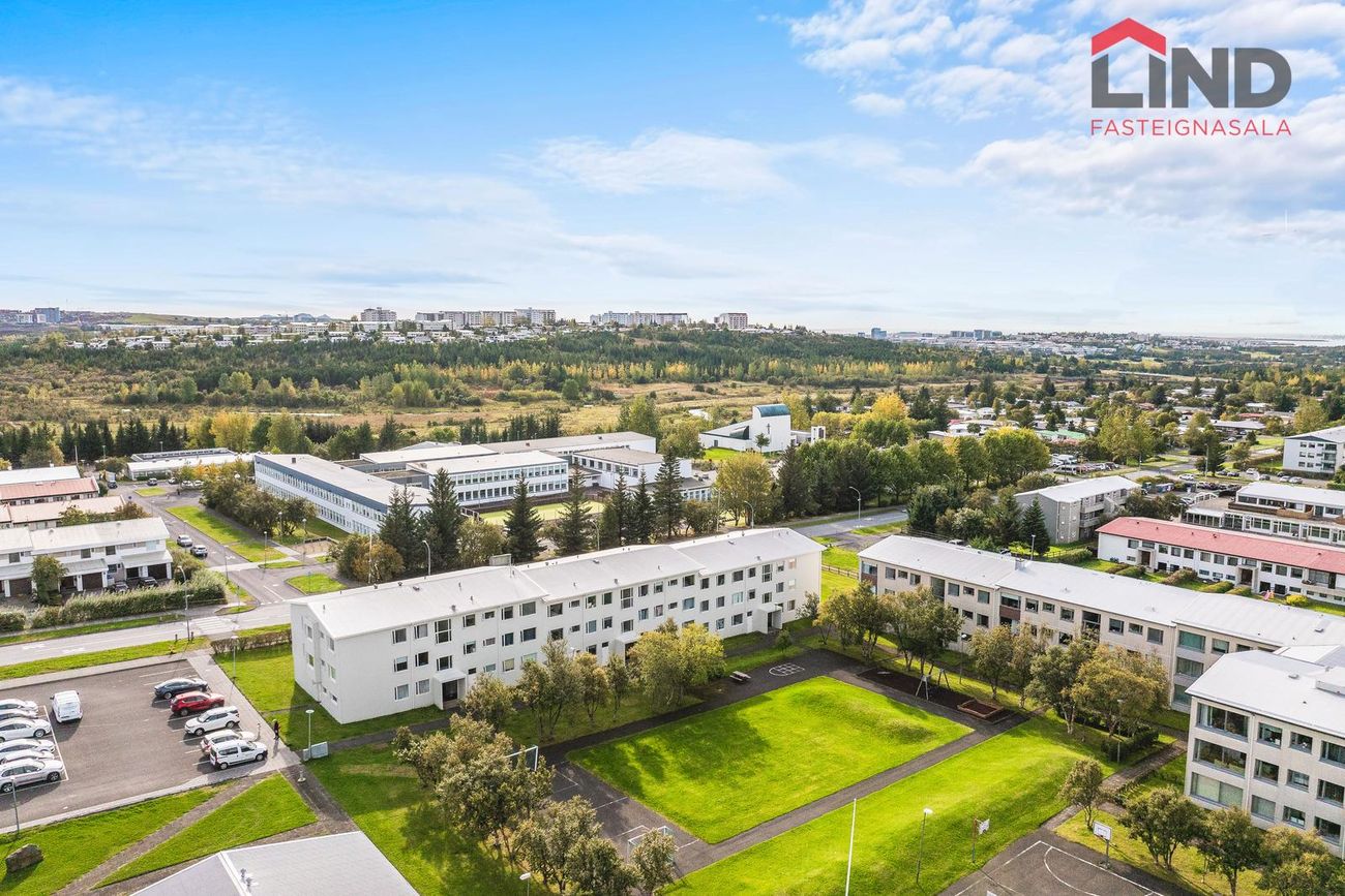 Rofabær 31, 110 Reykjavík