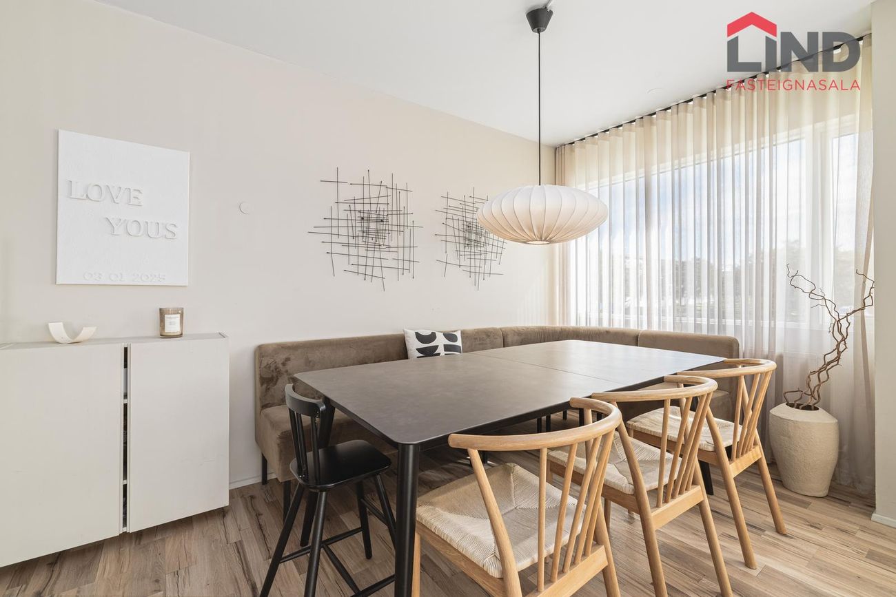 Rofabær 31, 110 Reykjavík